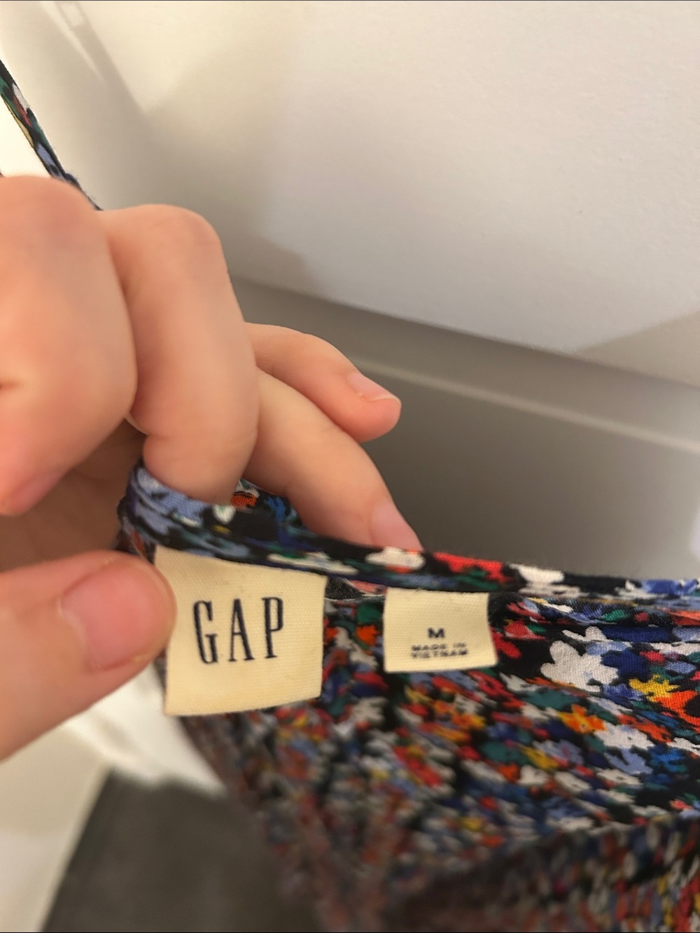 🛍 2/$18 GAP Floral Navy Blue Spaghetti-Strap Maxi Dress - Picture 2 of 5